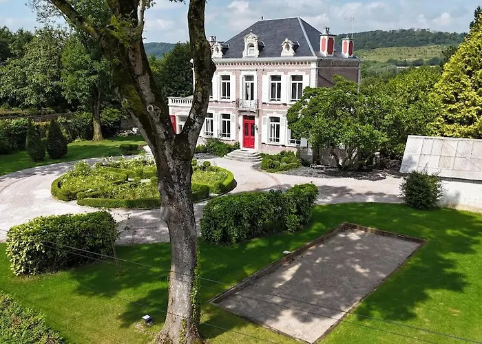 Manoir Aux Roses, Gite 15 Personnes Avec Spa